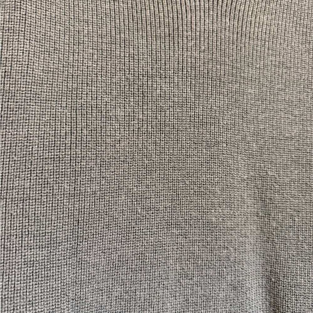 Two Athleta Olive Green V-Neck Tops - Knit Sweater & Long Sleeve Essential Tee L - Picture 5 of 9
